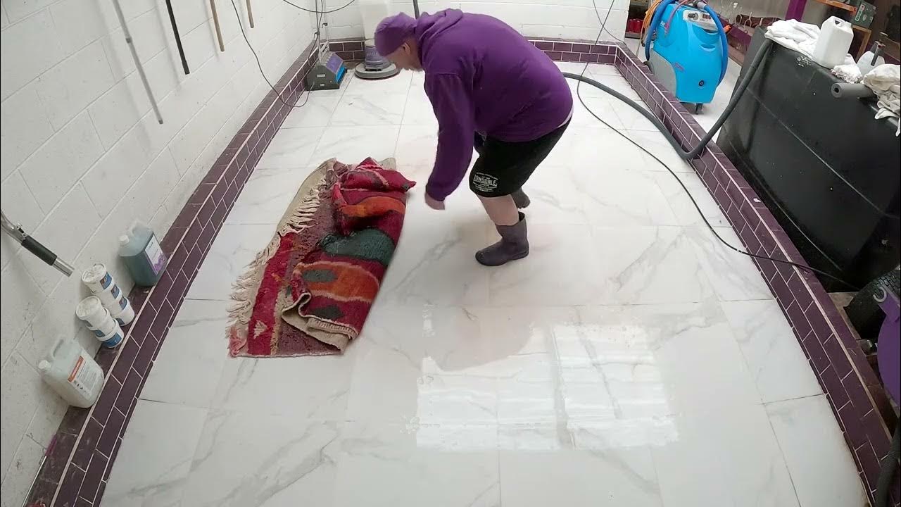 Dye bleeding wool berber rug cleaning with 30 minutes of uninterrupted