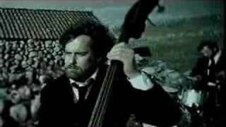 Video voorbeeld van "Kaizers Orchestra - Evig Pint MUSIC VIDEO"