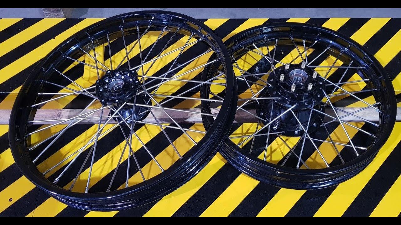 Montagem das rodas da Yamaha XT 225