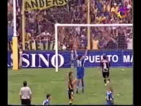 Gol de Insua a Olimpo (Boca 2-Olimpo 1 14-12-05)