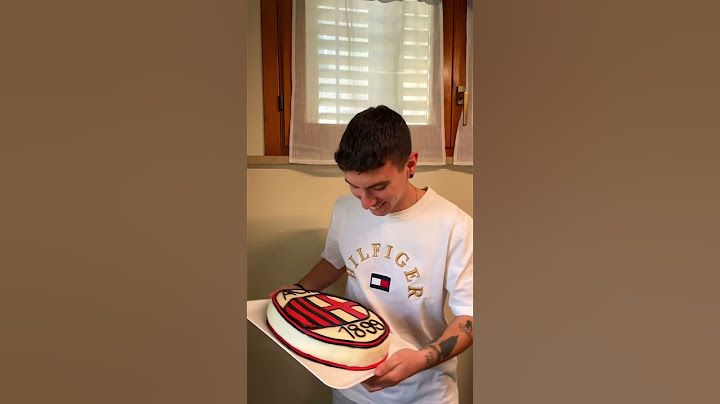 Pov : è il tuo compleanno e hai la torta perfetta😍❤️🖤🎂 #shorts #torta #acmilan