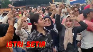 Istri Setia || official dangdut panggung sk group zedag zedug