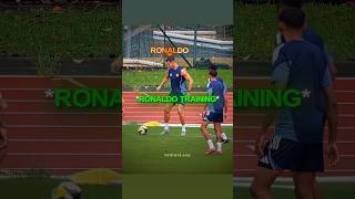 Ronaldo teaching her team met  The ⚡Ronaldo coaching playe