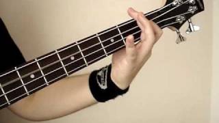 Mike Dirnt (Green Day) bass line demo on Ibanez GSR200