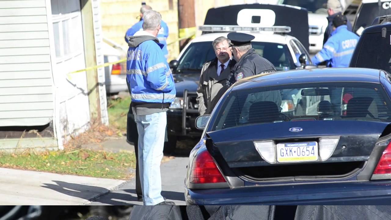 Suspicious dead body found in Sunbury - YouTube