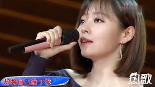 张靓颖翻唱经典《爱的箴言》太好听了，再现邓丽君经典歌曲