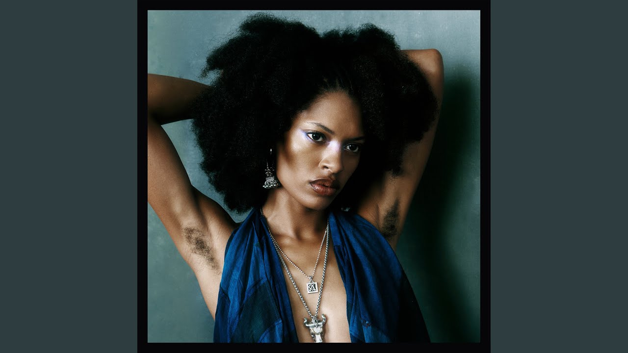 Satisfy Me - Live at Glasshaus