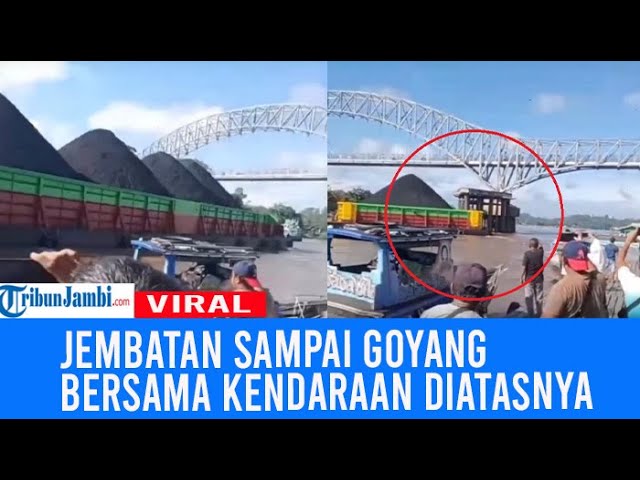 Terekam Warga Kapal Tongkang Batubara Tabrak Fender Struktur Jembatan class=