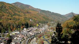 中央本線・紅葉の奈良井宿俯瞰2・特急しなの383系