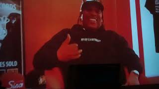 Celebrity what did Damon dash and Jay-Z say to Peter gunz Wealth