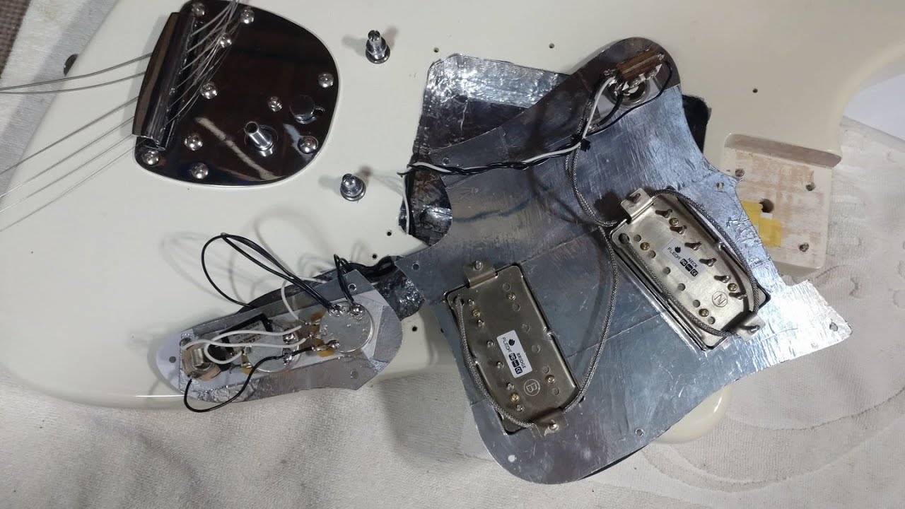 ARIA RETRO-1532J ピックアップ交換比較