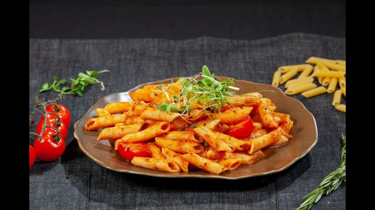 How To Make Easy Penne Pasta SPICY SAUCE Easy Chicken Alfredo Penne