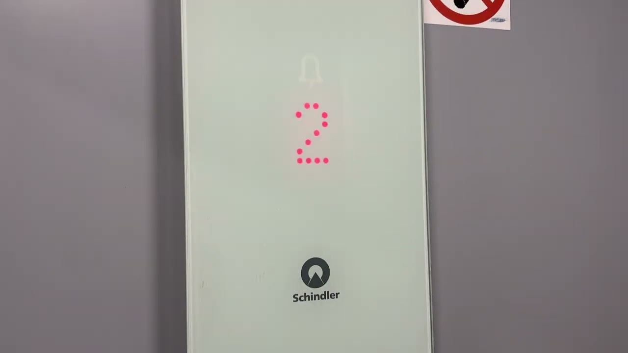 Jadę do babci windą Schindlera po 6 latach