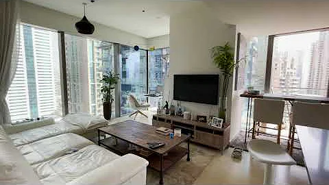 2 Bed Apartment in DUBAI, Marina Gate, Dubai Marina (Easy Access To Public Transport) Click to view!