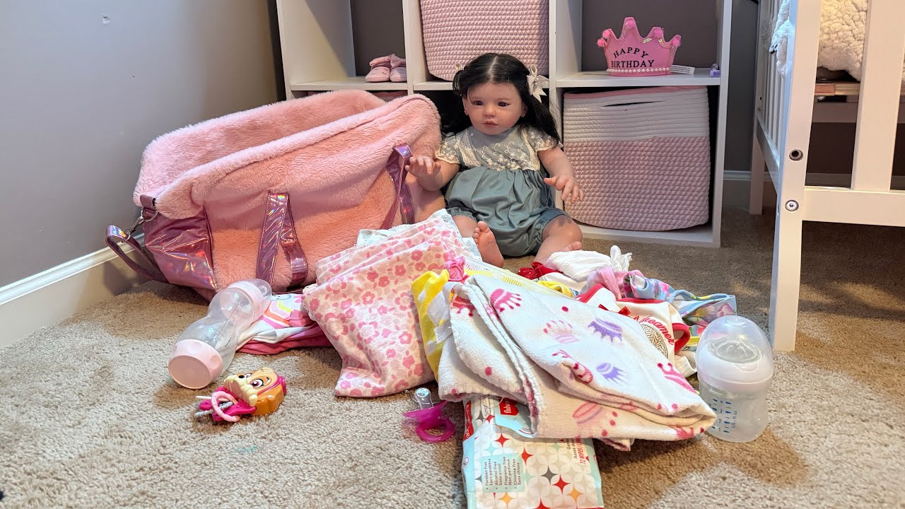 MI BEBÉ REALISTA CEILA ELIGE SU ROPA PARA IRNOS DE VACACIONES