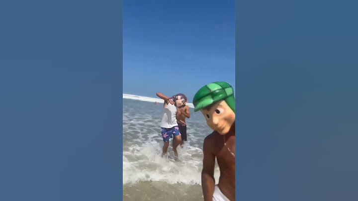 turma da carreta furacao na praia😱😱😱 #trenzinhodaalegria #carretafuracão #fofão #shorts #praia