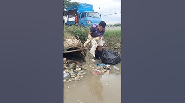 Remove Plastic Unclogged Drain #cleaning #shorts #unclog