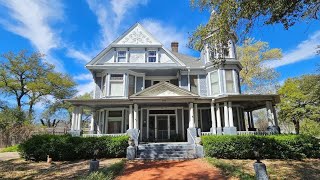 House hunting, The most amazing 1900 Victorian  mansion in moody Texas.