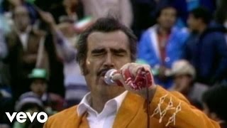 Video thumbnail of "Vicente Fernández - De 7 A 9 (En Vivo)"