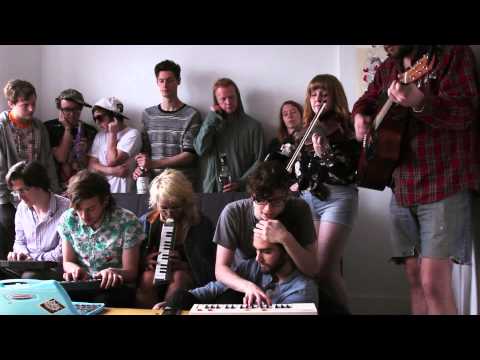 Julia Brown - 5/21/11 (Birdtapes Session)
