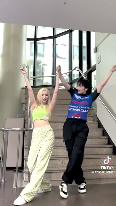 raw clip of bayyiiyh and Kai