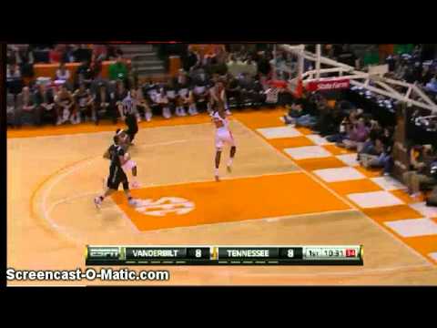 Scotty Hopson misses dunk against Vandy (Tennessee)