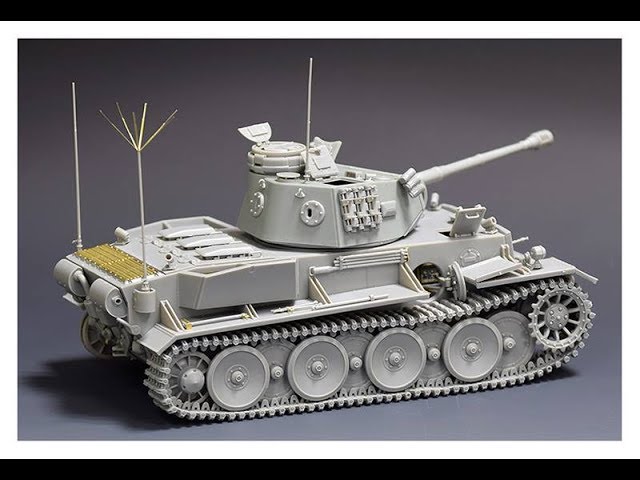 美品 プラモデル 4号戦車 C/B 2in1 VK36.01 w/Interior 1/35 REVOSYS 美品 プラモデル 4号戦車 C/B 2in1 VK36.01 w/Interior 1/35 REVOSYS