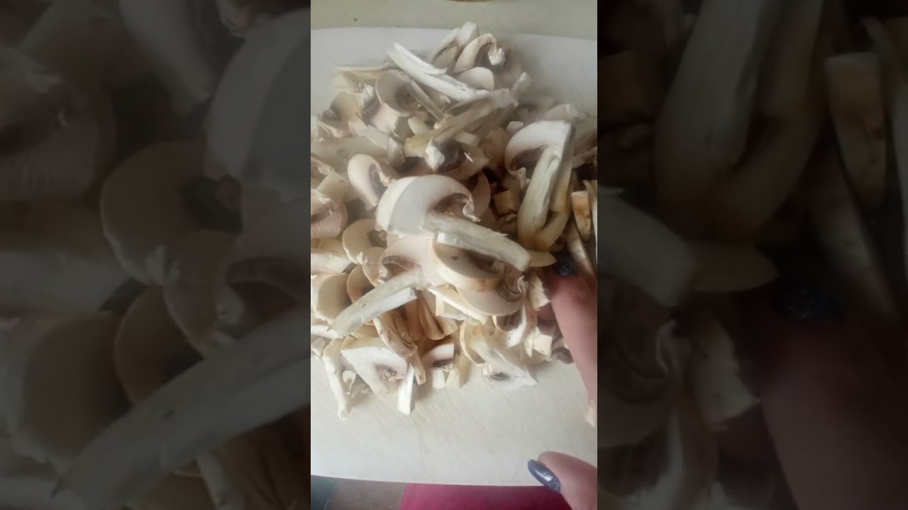 РЕЦЕПТ:Блины с сыром зеленью и грибами!!! Pancakes with cheese, herbs and mushrooms!!!