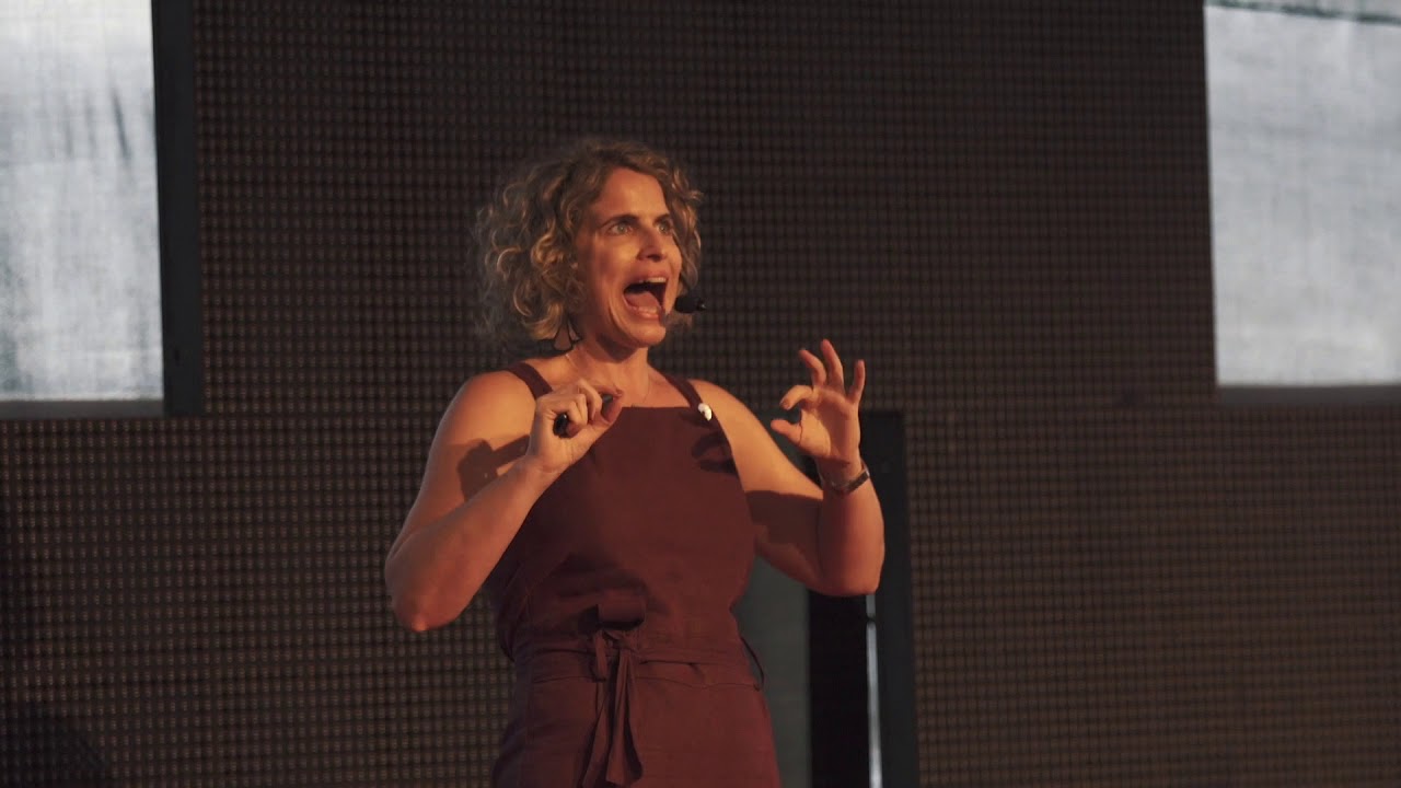 O Fantástico Mundo do Turismo Criativo e seu Impacto Territorial | Karina  Zapata | TEDxRecife - YouTube