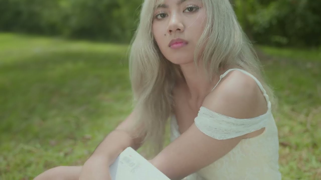 No Regrets - Hsu Rinaa ( Official Music Video )