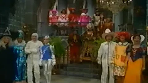 Lawrence Welk Halloween Show from 1979 - Ken Delo (AKA Phantom of the Champagne Theater) Hosts