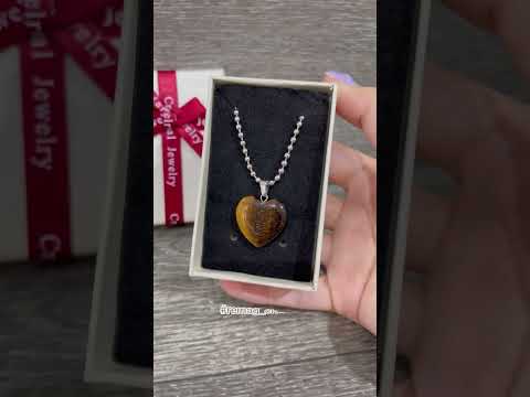 Натуральний камінь Тигрове око кулон у формі серця у подарунковій коробочці, видео 4