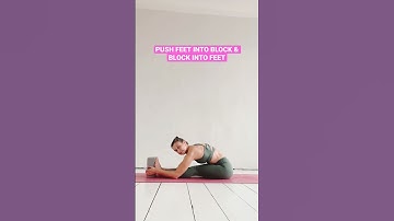 TIGHT HAMSTRINGS? 👉 TRY THIS! 🔥 #shorts #yogashorts #tighthamstrings