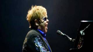 Video thumbnail of "#13 - Sacrifice - Elton John - Live SOLO in Tórshavn"