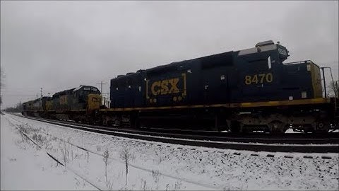 3 EMDs- SD40-3, 2 SD40-2 Trail on 4 Engine CSX Autorack