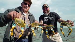 Catching BIG CRABS from the BAYOU for DINNER | Blue Crab Catch and Cook