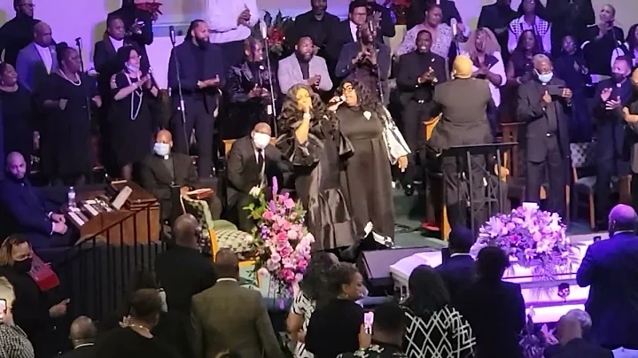 Evangelist Lillian Lloyd Singing At Her mothers Ho...