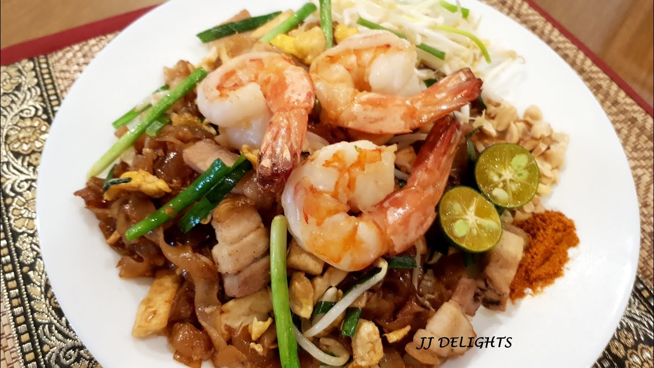 How to Make Pad Thai - YouTube