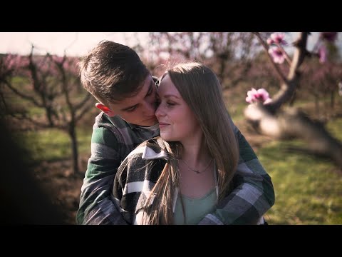 Romantické rande v rozkvetlých sadech ♥ | Brno