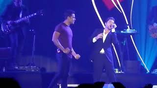 David Bisbal y Carlos Rivera - Dígale