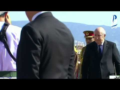 إطلاق 21 طلقة مدفعية خلال مراسم الاستقبال التي خص بها رئيس الجمهورية هيثم بن طارق سلطان عمان