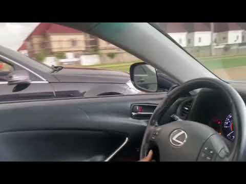 Drag Race : Mercedes Benz C350 (M276) Vs Lexus Is350 (2gr)