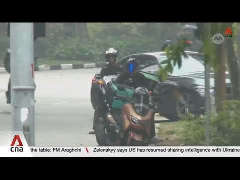 Haze in Singapore: Delivery riders still working amid bad air quality are taking precautions