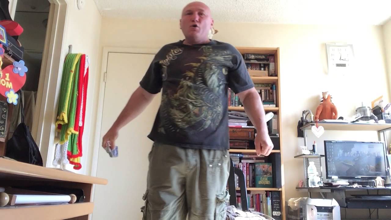 порвал карты в упаковке вдоль - tear sealed playing cards lengthwise