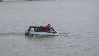 Yangwang U8 Drives On Water Unbelievable Off-Road Tech