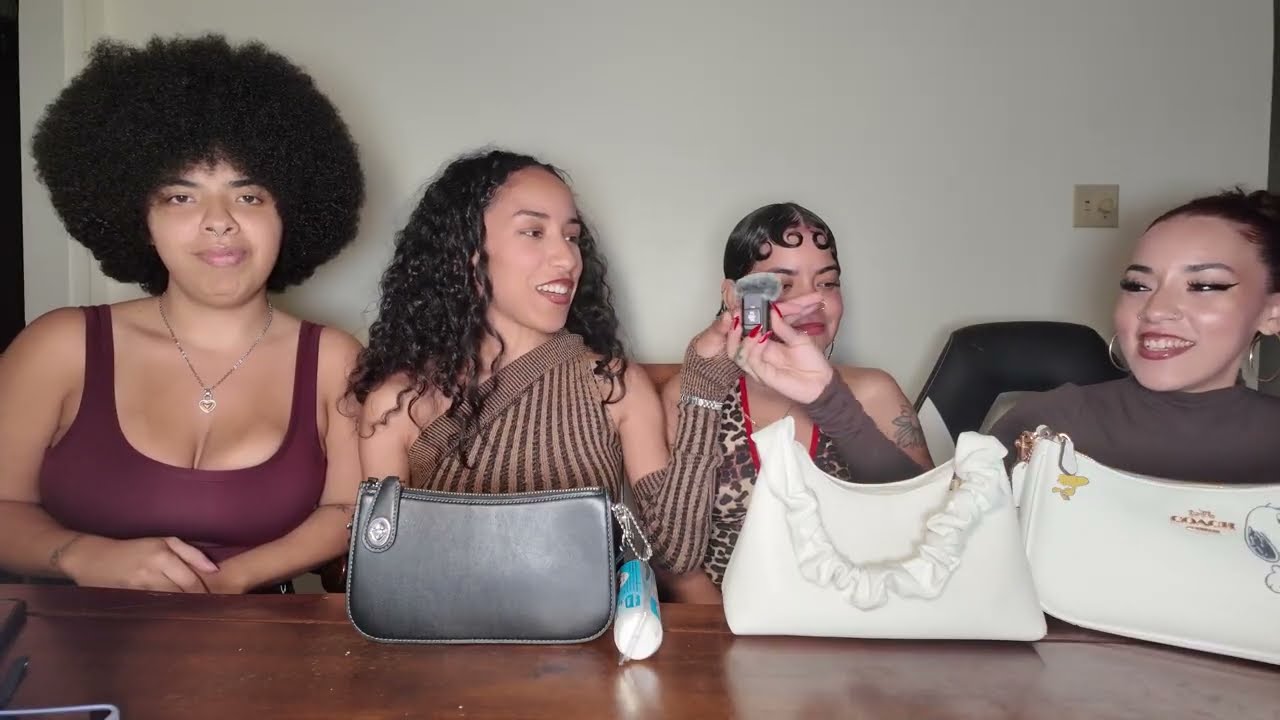 ASMR SISTER EDITION !! WHATS IN OUR GOING OUT BAG
