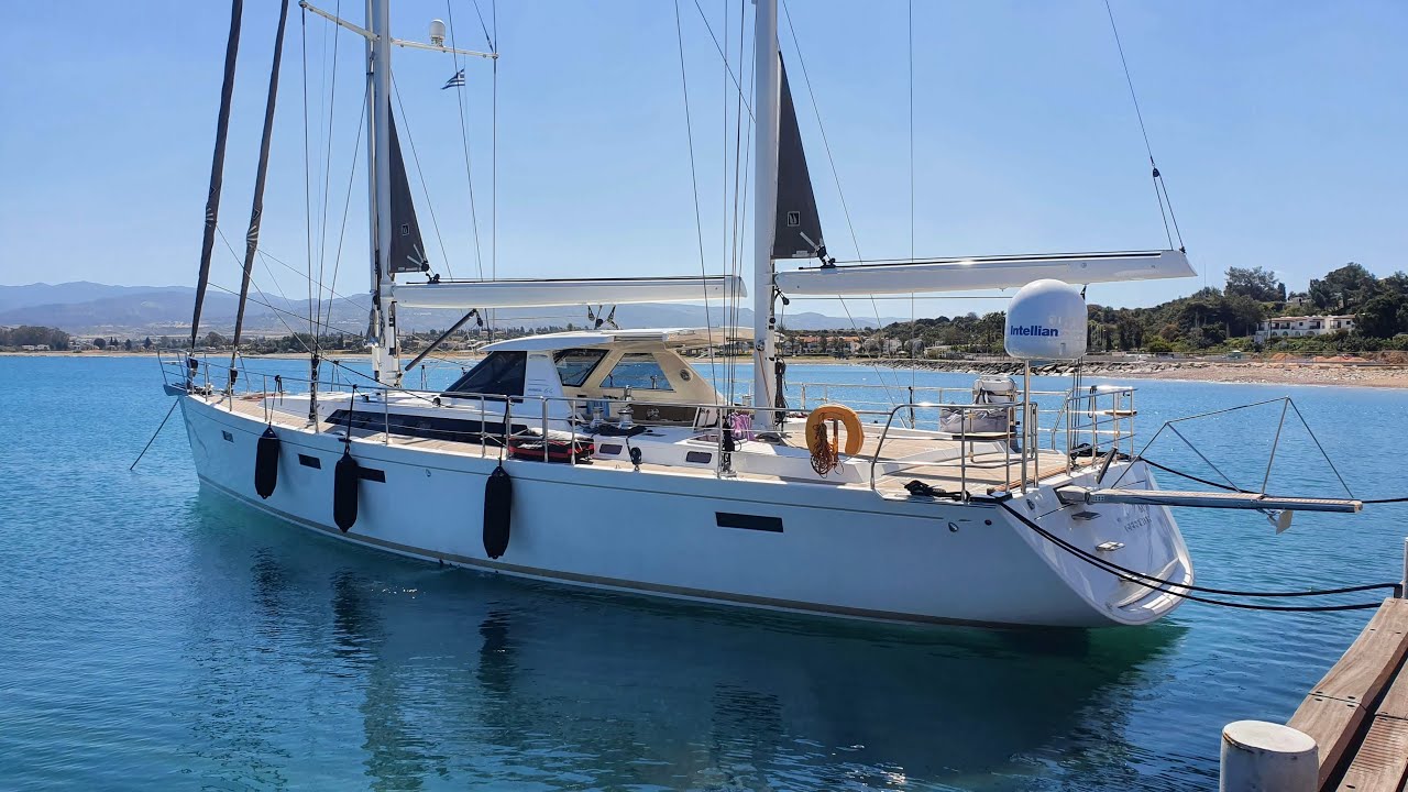 ⁣Amel 64 - 2014 with 4 cabins for sale