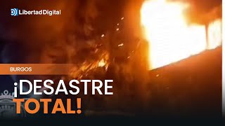 Disaster in Burgos: A fire devours half of the city's buses screenshot 1