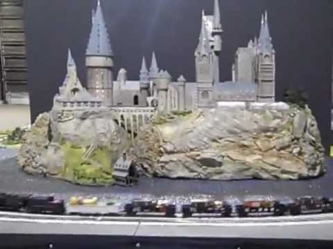 HO scale Hogwarts model railway - YouTube