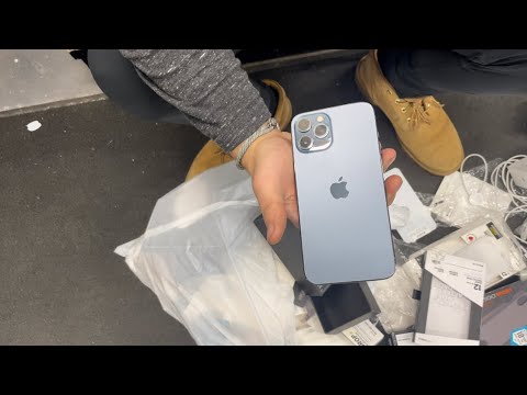 FOUND WORKING IPHONE 12 PRO MAX!! APPLE STORE DUMPSTER DIVING JACKPOT!!